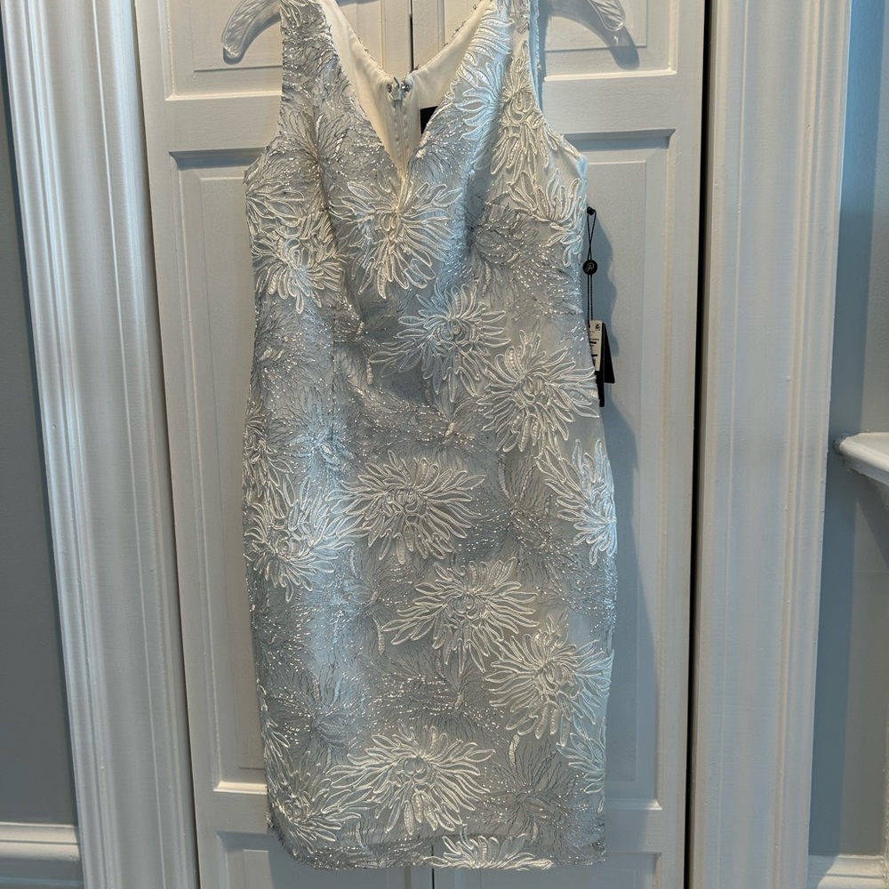 Adrianna Papell Silver Sheath Mini Dress V-Neck